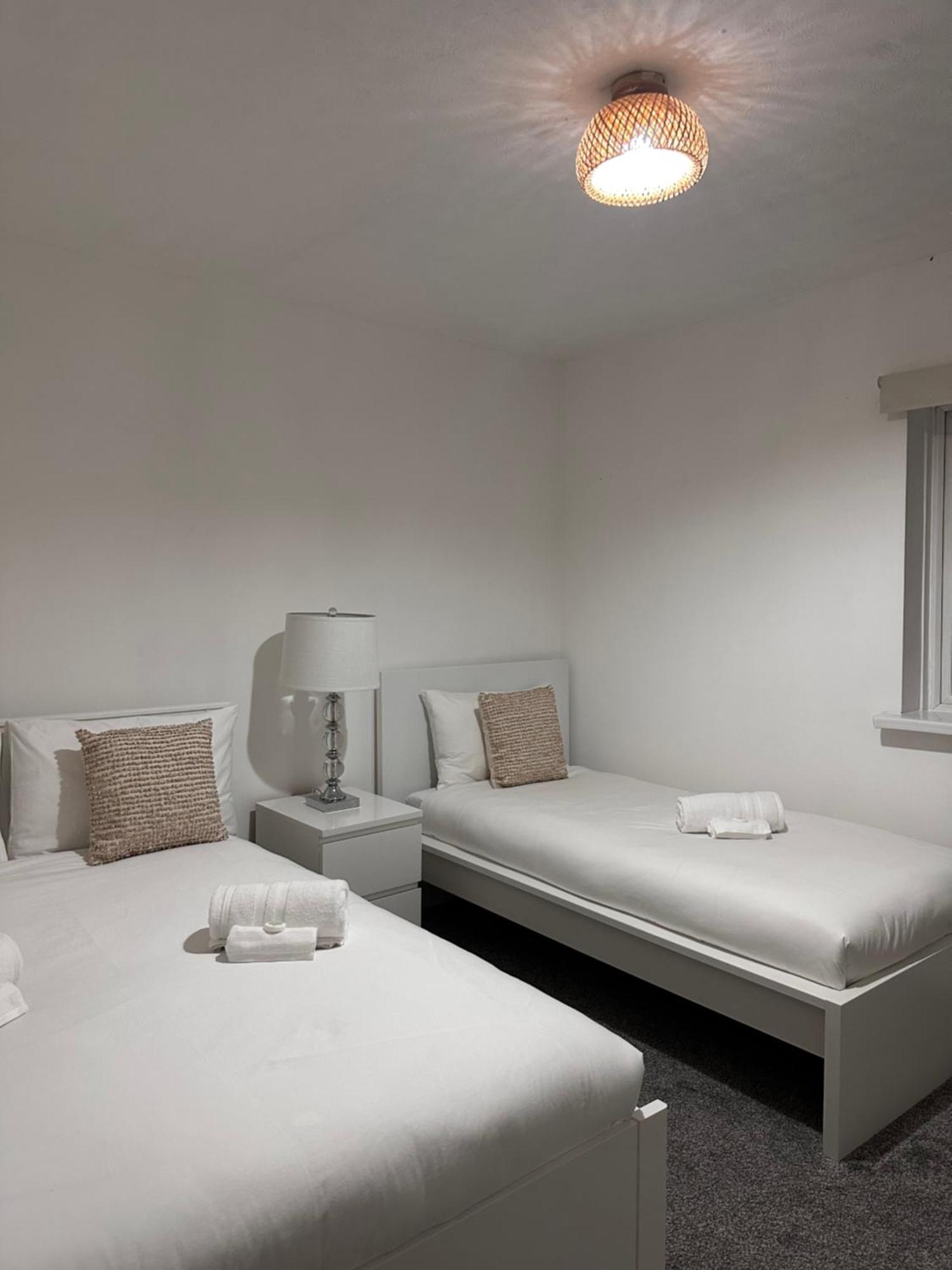 Ocean Village Marina 2 Bedroom Apartment With Balcony! Southampton Exteriér fotografie